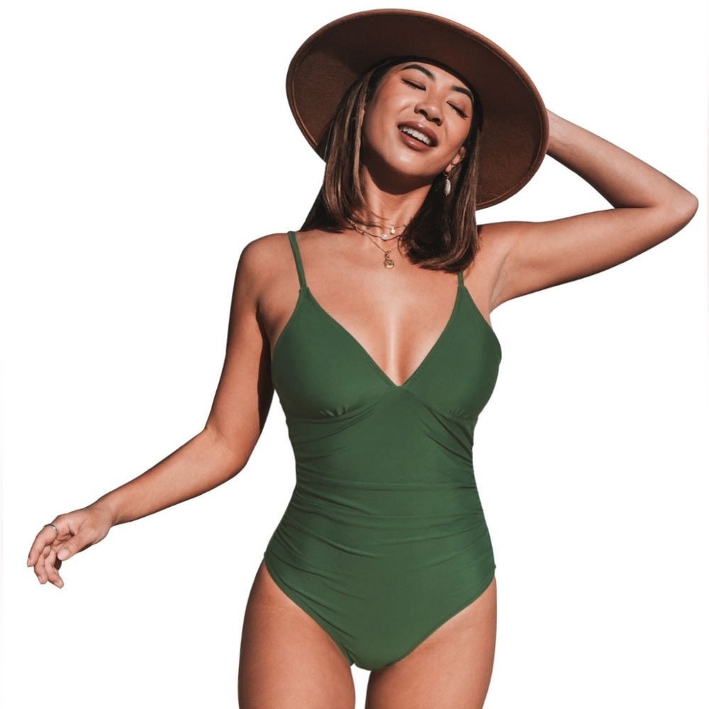 Cupshe One piece green bathing suit